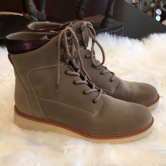 BareTraps Shoes - Adorable Baretraps NWOT